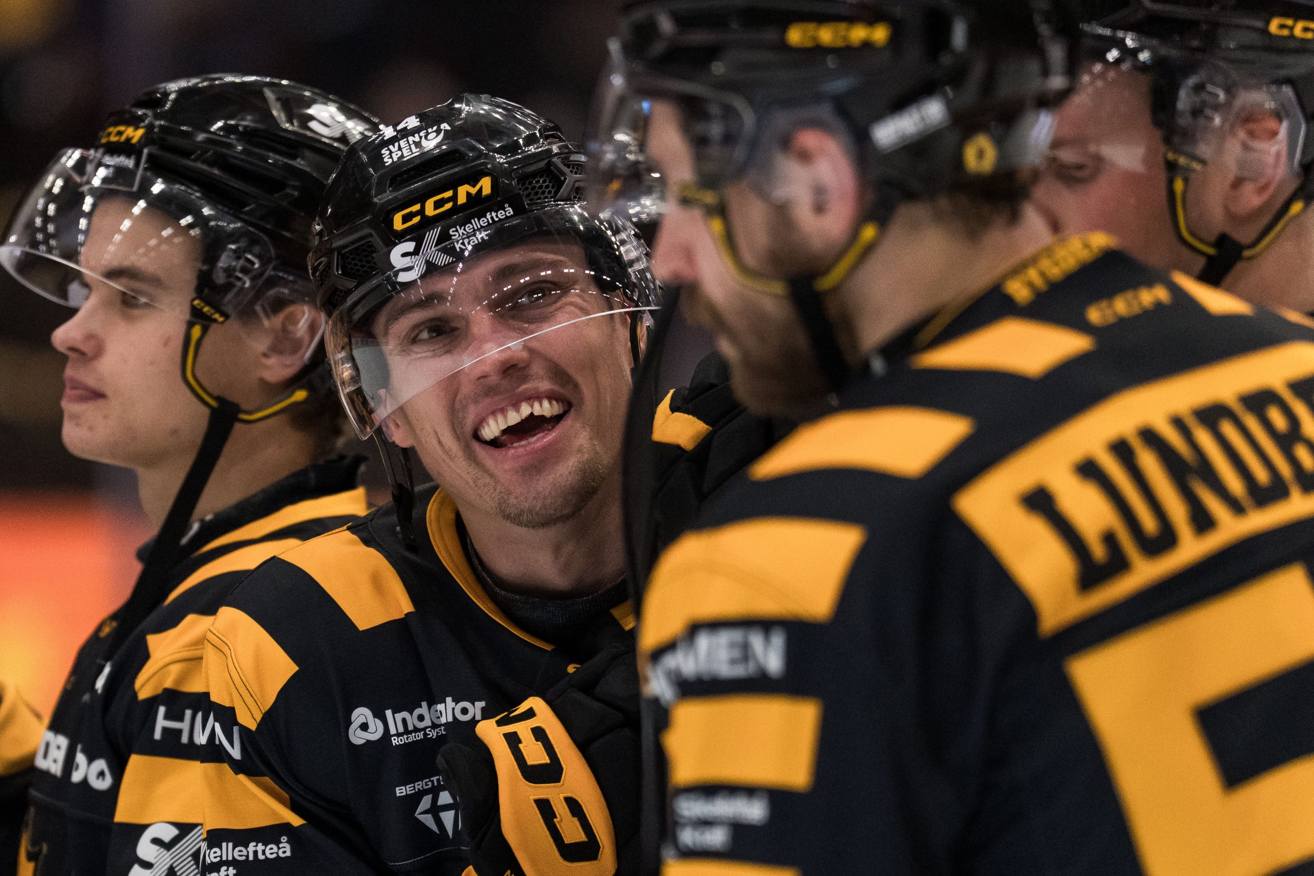 Skellefteås Andreas Johnson jublar