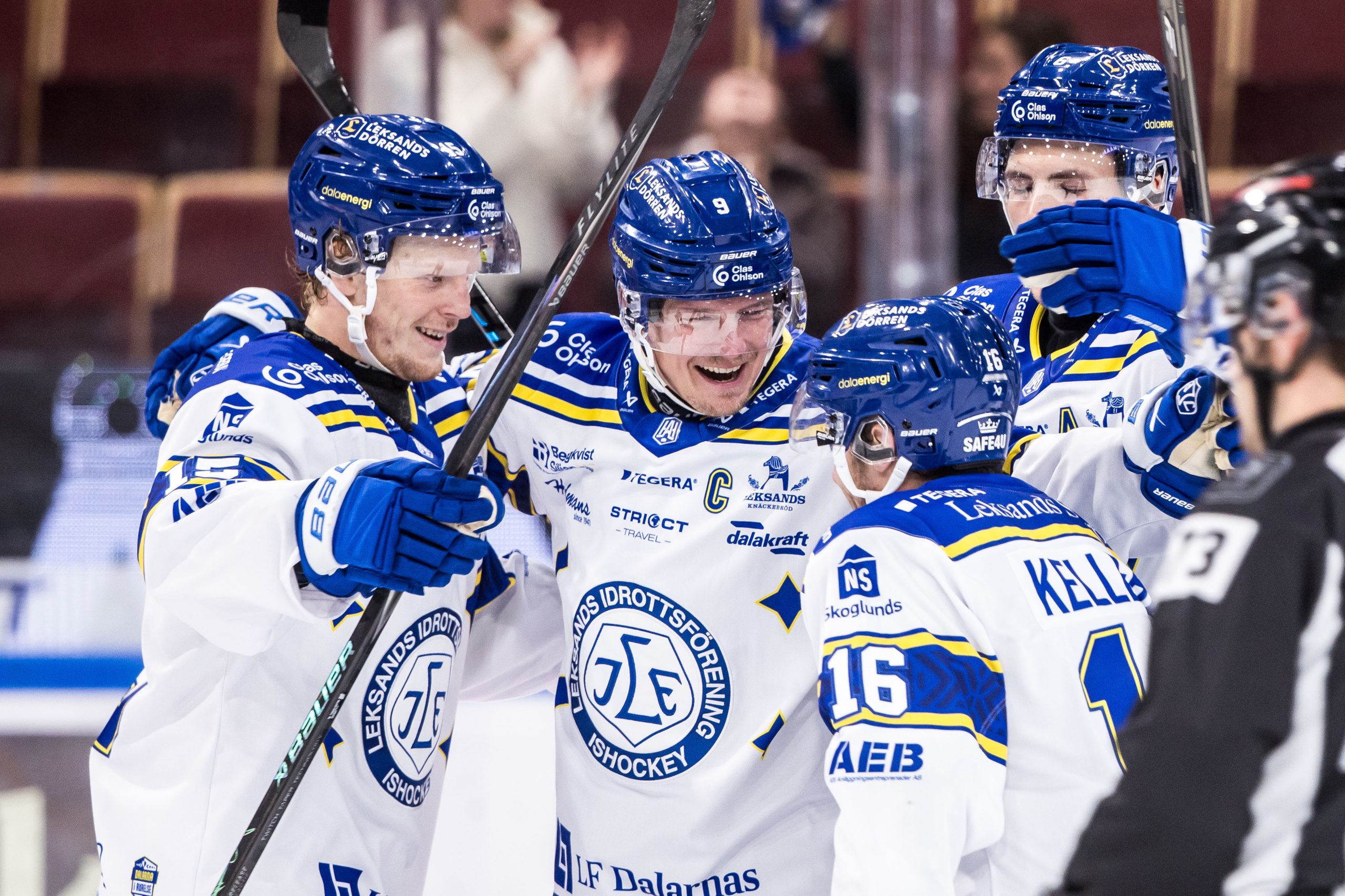 Leksands Patrik Zackrisson jublar med Åke Stakkestad, Tyler Kelleher och Alexander Lundqvist